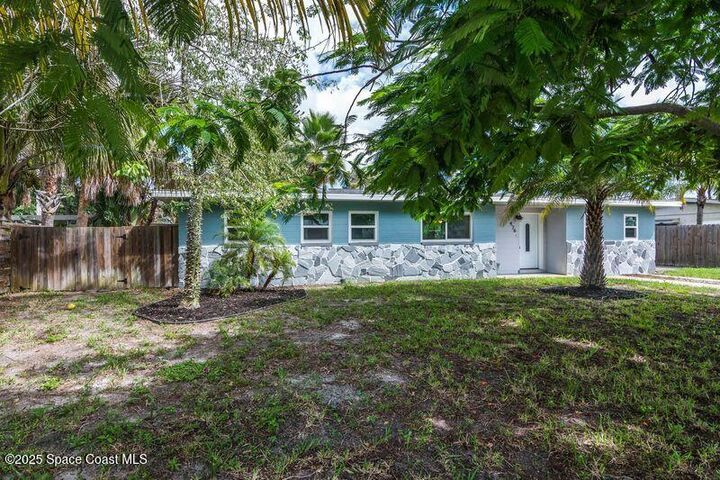 Property Photo: 476 Nancie Avenue FL 32952