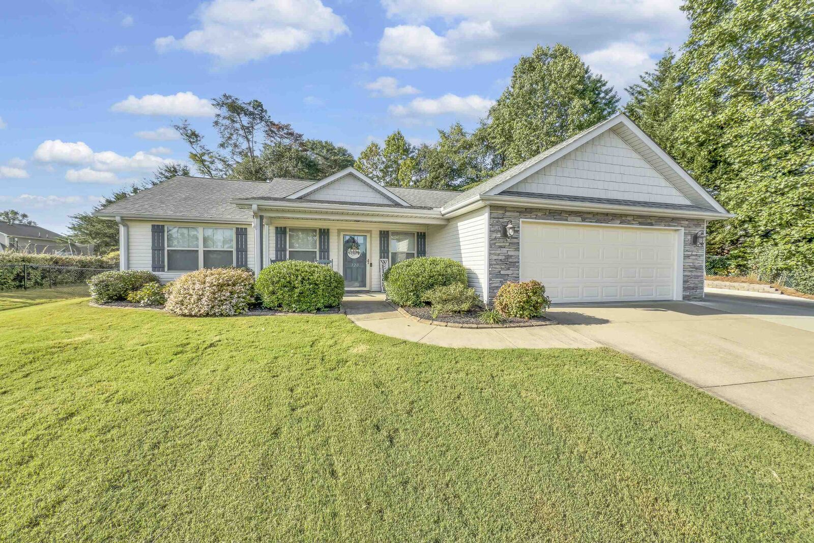 Property Photo: 120 Autumn Hill Road SC 29651
