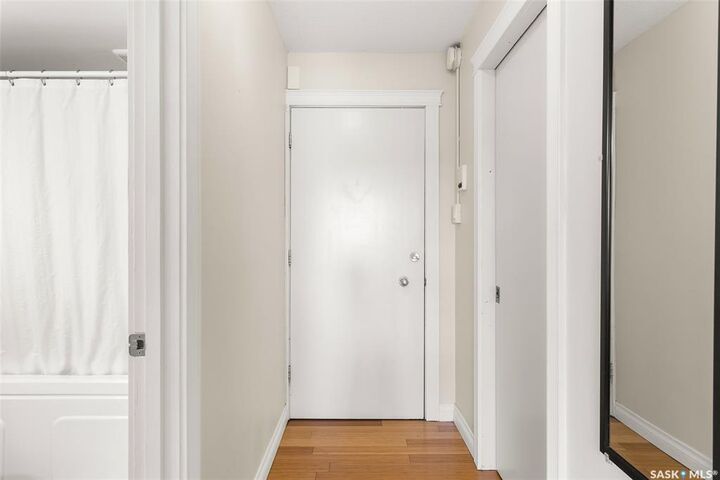 Property Photo: 2104 McIntyre Street 9 SK S4P 2R7