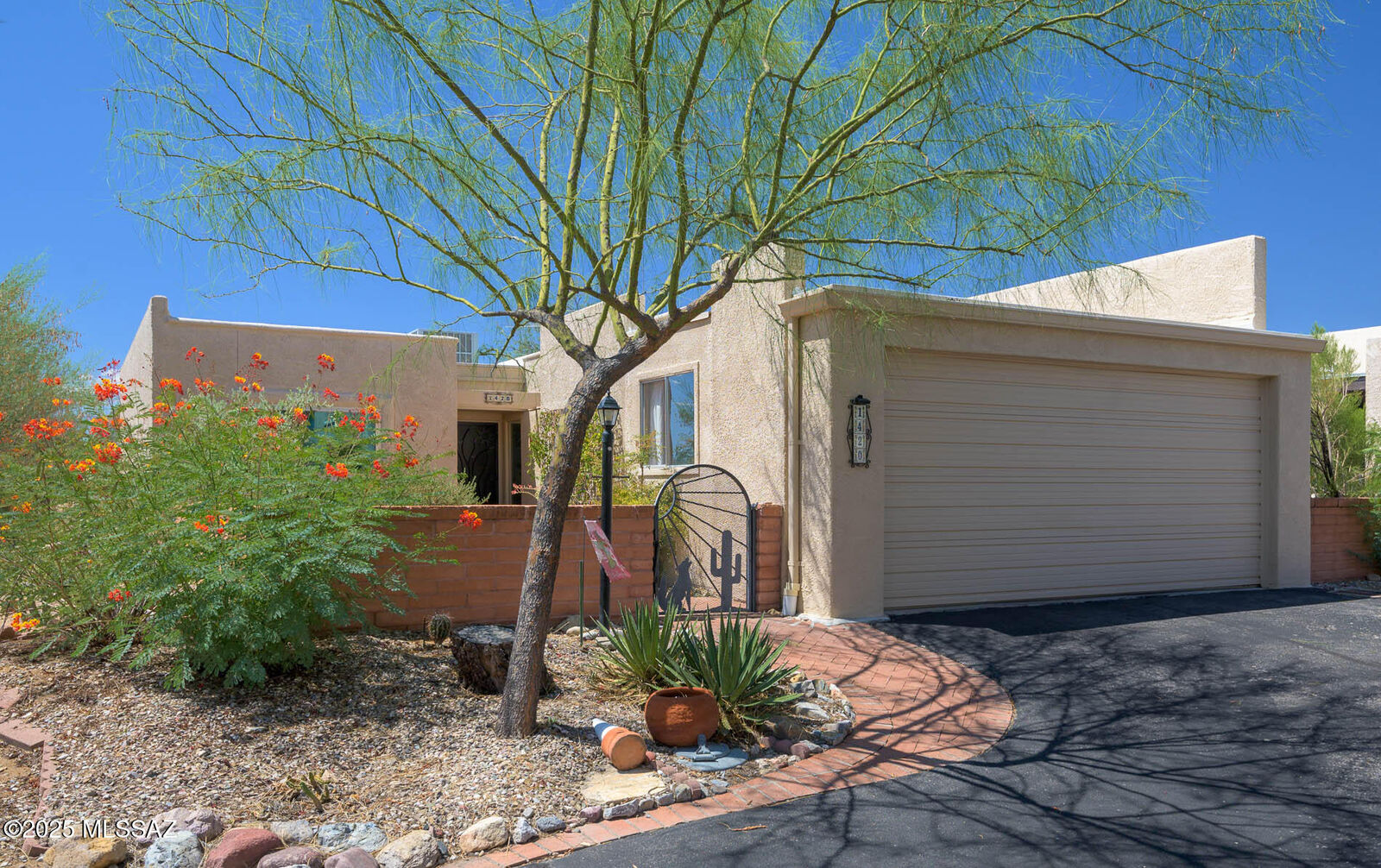 Property Photo: 1420 N Rio Sonora AZ 85614