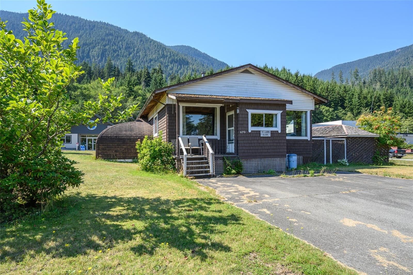 Property Photo:  670 Kelsey Way  BC V0P 1R0 