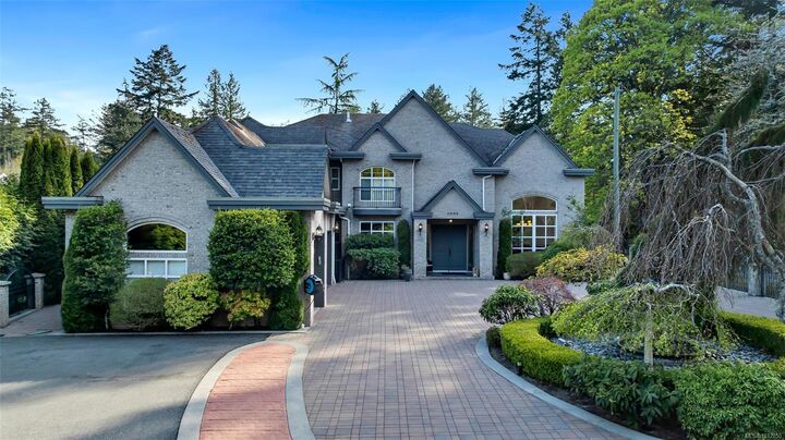 Property Photo: 4668 Cordova Bay Rd BC V8X 3V7