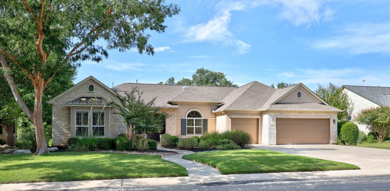 Property Photo: 122 Cowan Creek Drive TX 78628