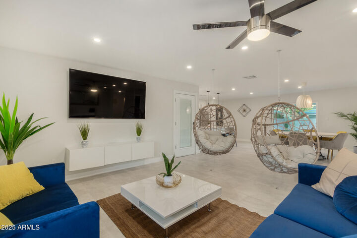 8225 E Crestwood Way  Scottsdale AZ 85250 photo