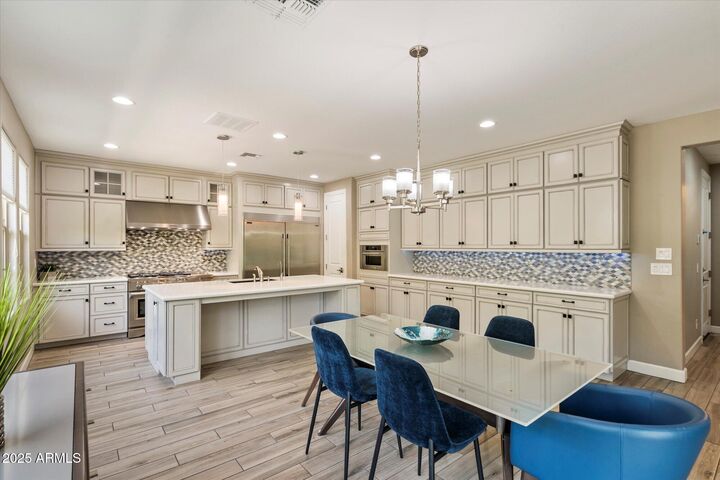 Property Photo:  944 W Glacier Drive  AZ 85248 