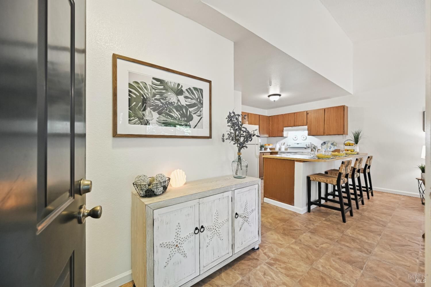 Property Photo:  43 Creek Court  CA 94931 
