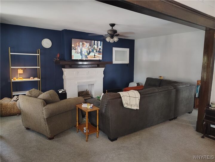 Property Photo: 34 Roanoke Parkway Upper NY 14210