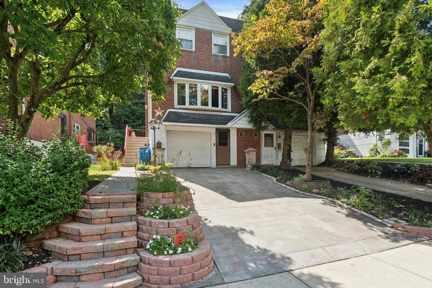 Property Photo: 7224 Valley Avenue PA 19128