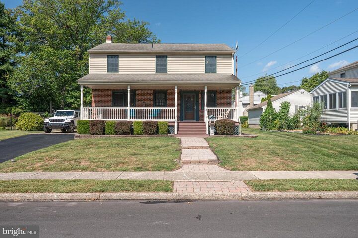 137 Avondale Rd  Norristown PA 19403 photo