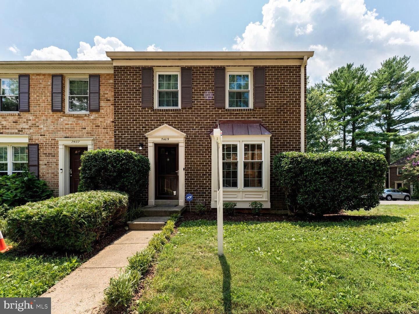 Property Photo:  7409 Adams Park Court  VA 22003 