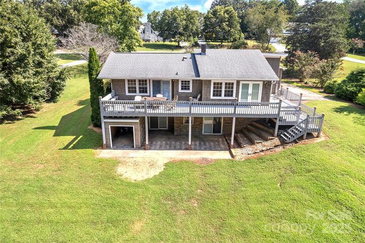 Property Photo:  114 Lakeshore Drive  NC 28086 