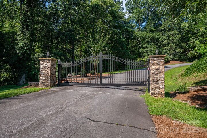 Property Photo: Lot 20 Highland Drive NC 28746