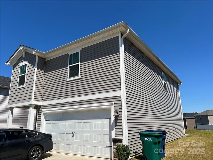 Property Photo: 1017 Jeffery Dean Court 21 NC 28001