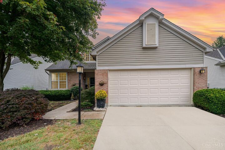 7682 Crystal Cove Point  Hamilton Twp OH 45039 photo