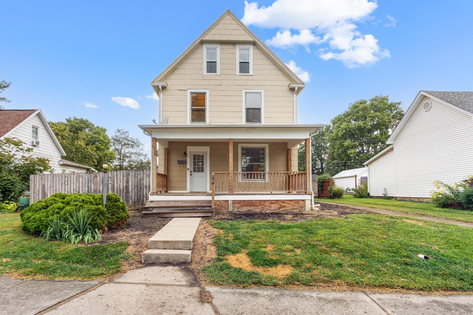 Property Photo:  139 Washington Avenue  OH 43140 