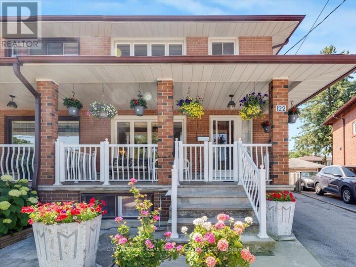 Property Photo:  122 Brookhaven Drive  ON M6M 4P2 