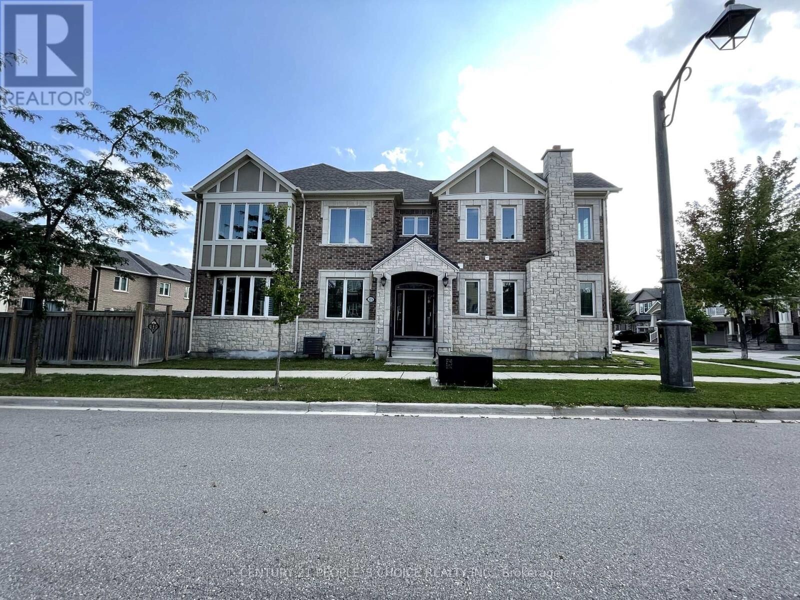 Property Photo:  3174 Daisy Way  ON L6M 1L3 