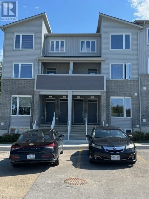 Property Photo: 990 Deveron Crescent ON N5Z 0B3