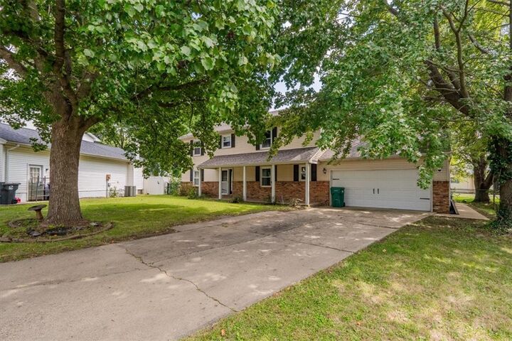 Property Photo:  4606 N Wisteria Court  IL 62526 