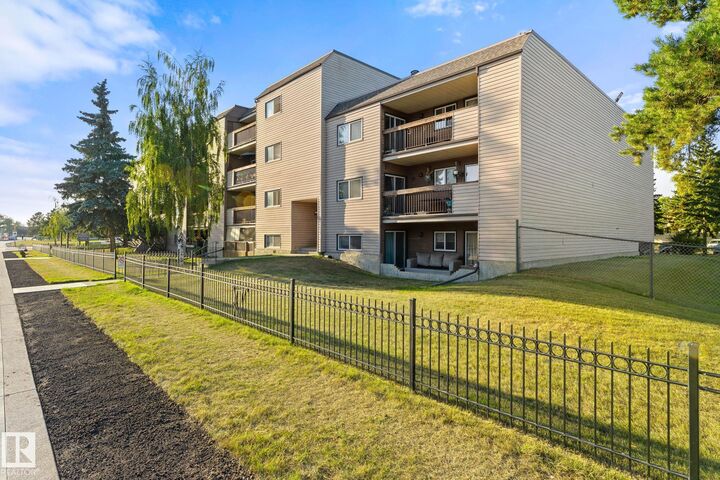 2904 139 Avenue NW 202  Edmonton AB T5Y 1P7 photo