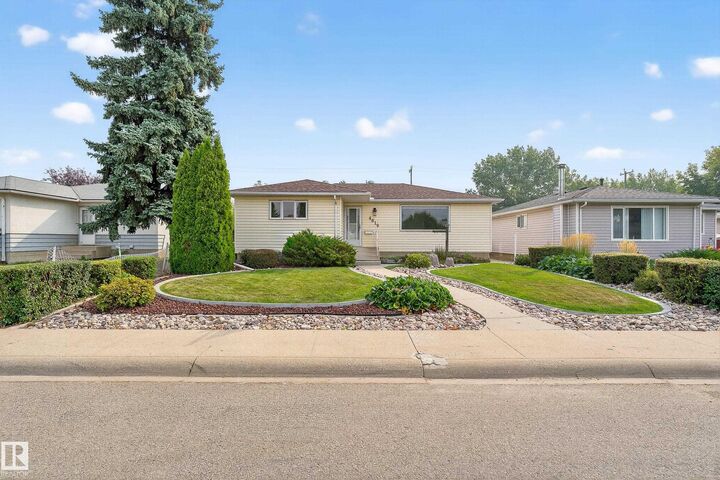 Property Photo: 4819 105B Street NW AB T6H 2R9