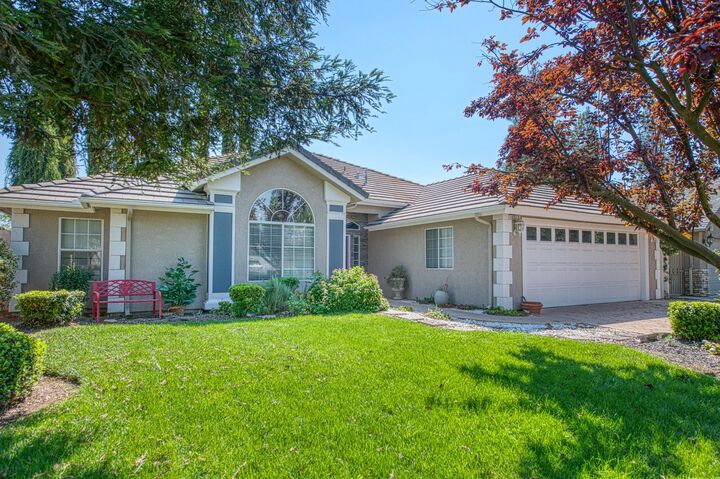1021 E Niles Avenue  Fresno CA 93720 photo
