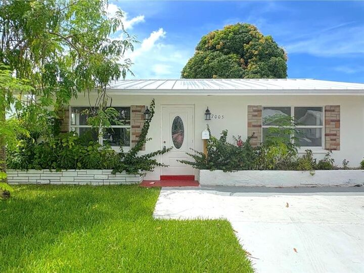 Property Photo:  7005 NW 66th Ter  FL 33321 