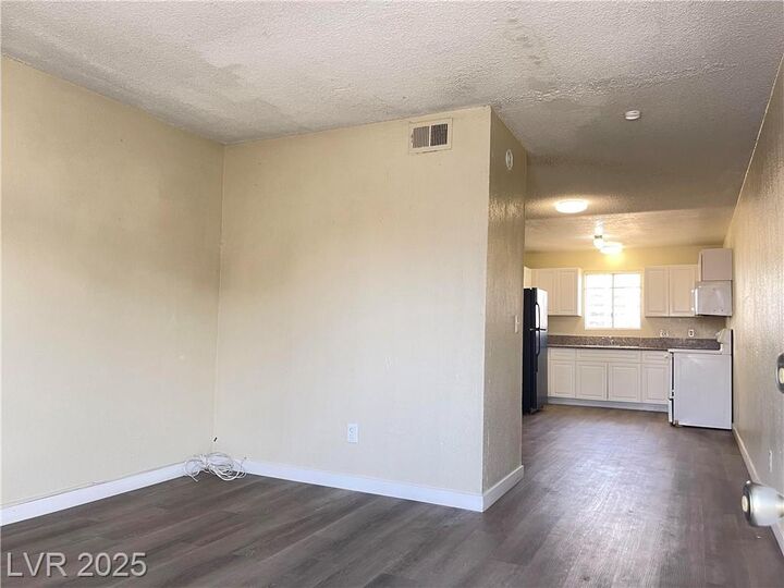 Property Photo: 1709 Fairfield Avenue D NV 89102