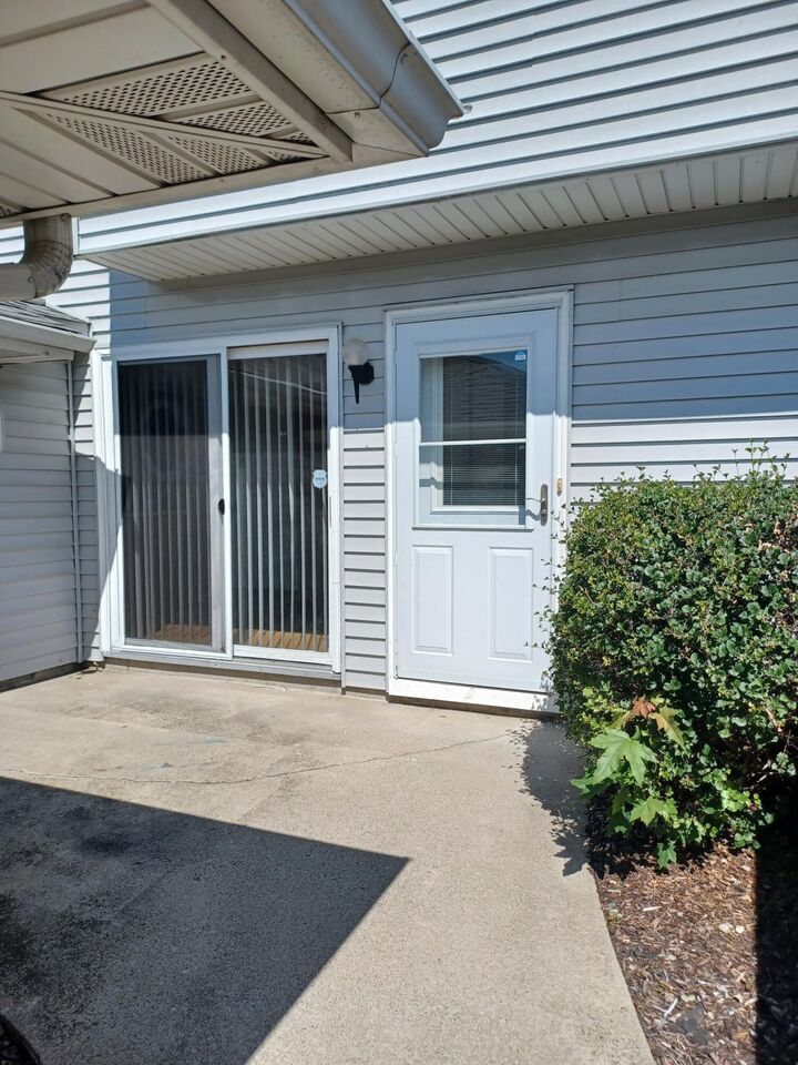 Property Photo:  2586 Brookwood Drive  IN 46307 