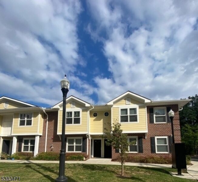 290 3rd St E1  Hackensack City NJ 07601 photo