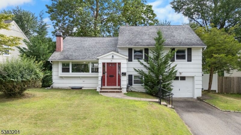 Property Photo:  35 Grissing Ct  NJ 07009 
