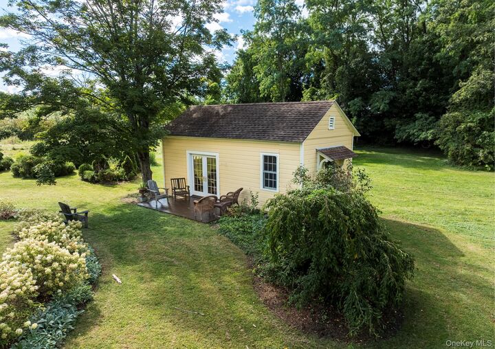 Property Photo:  1281 Woods Road  NY 12526 
