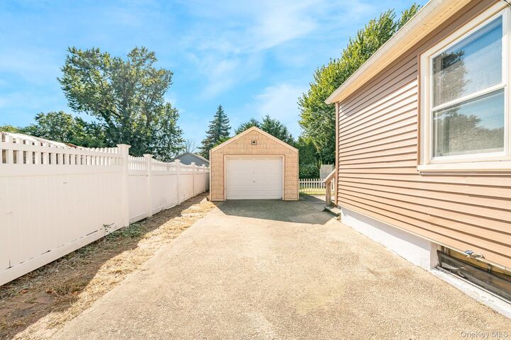 Property Photo: 306 Park Avenue NY 11520