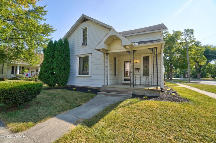 Property Photo:  602 N Wayne Street  OH 43326 