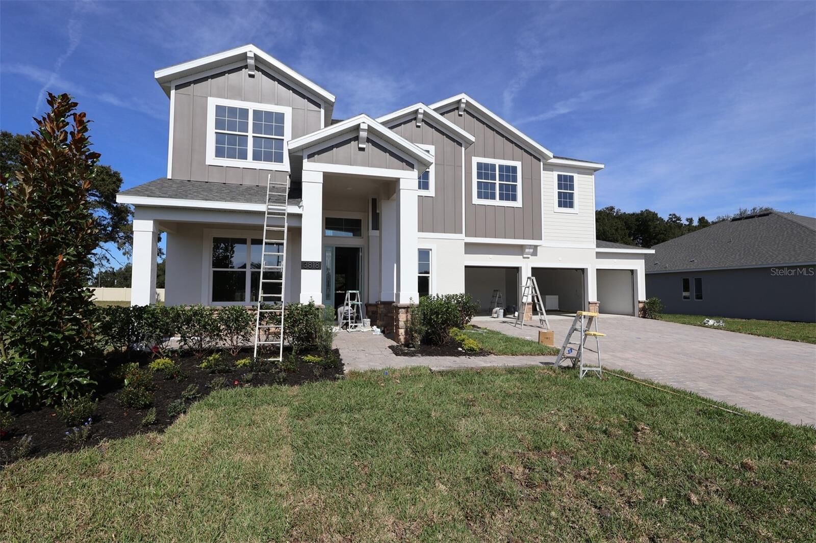 Property Photo: 3818 Wolves Creek Place FL 32712