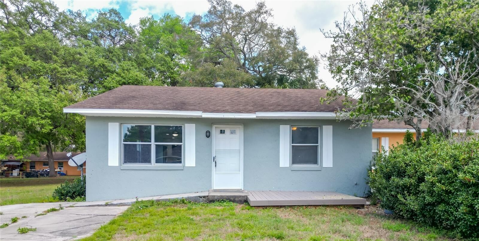 Property Photo: 123 Shenandoah Avenue FL 32159