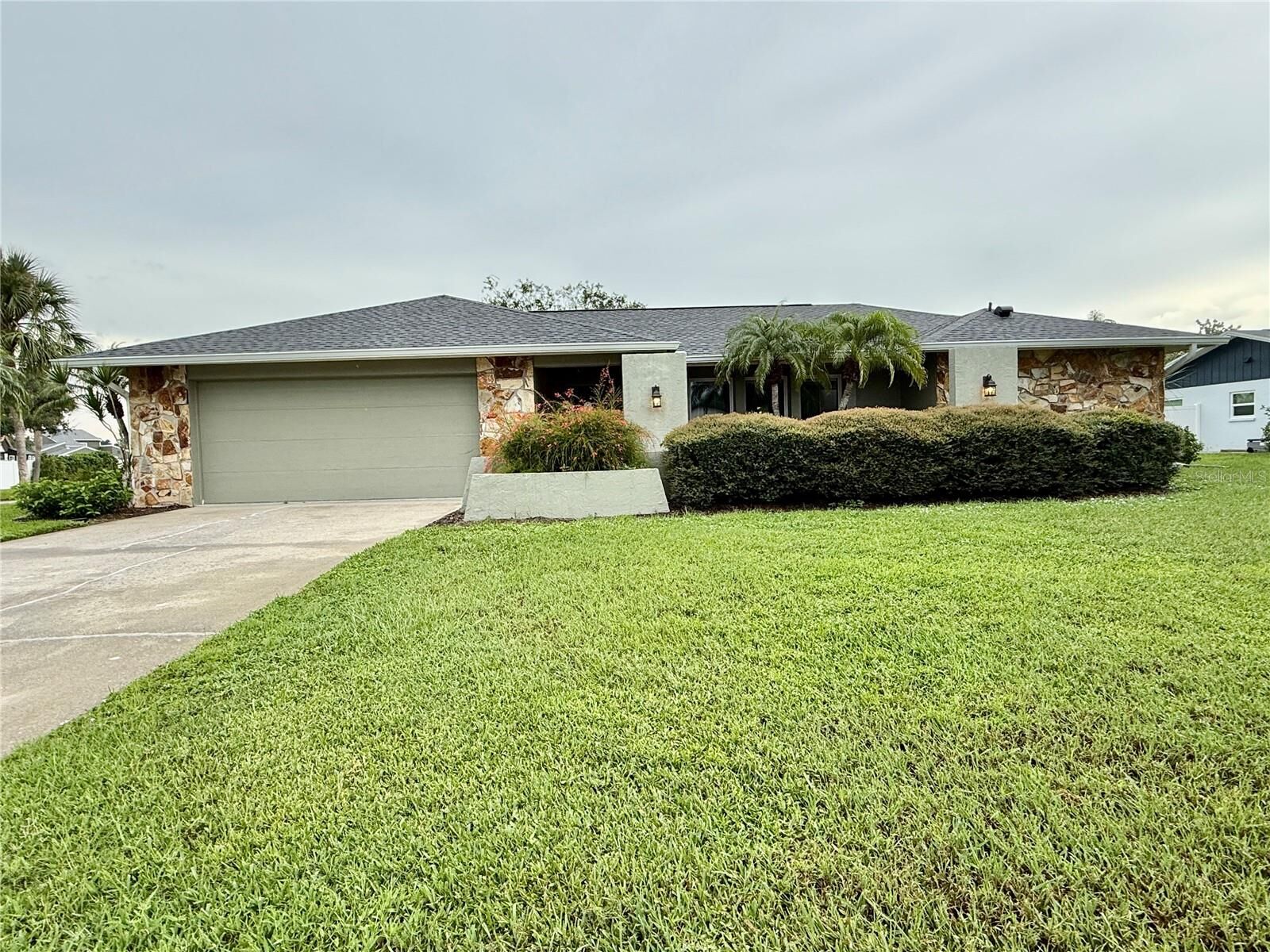 Property Photo:  4604 Thomas Hoby Place  FL 34241 