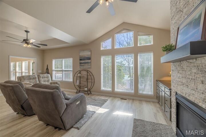 Property Photo: 10678 Village Dr West MO 63348