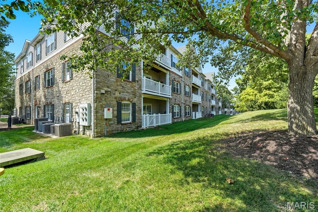Property Photo: 1 Monarch Trace Court 306 MO 63017