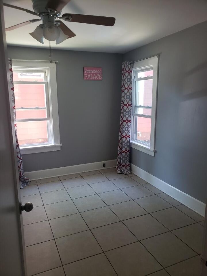 Property Photo:  1441 Villa St  WI 53403 