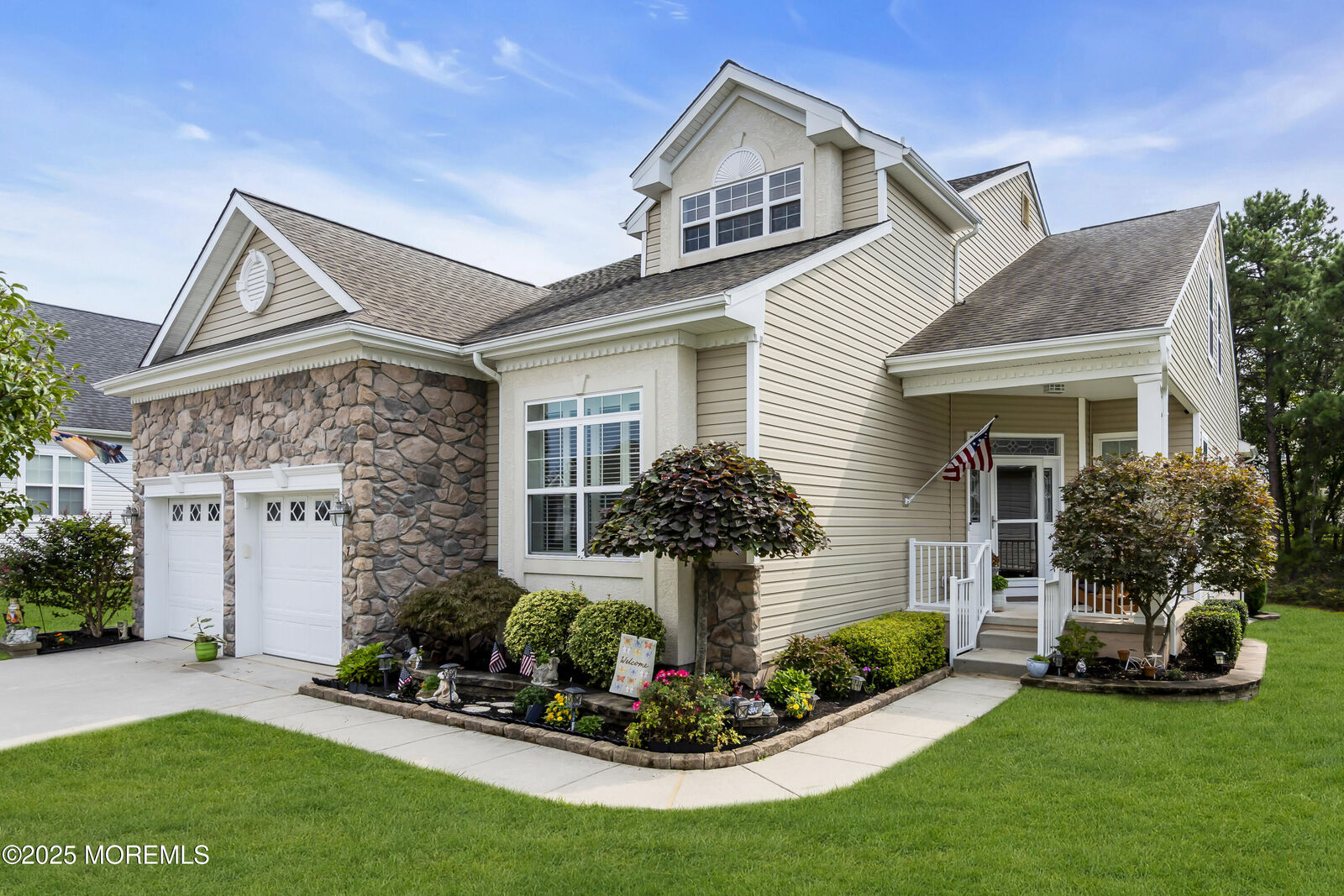 Property Photo: 7 Brielle Court NJ 08758