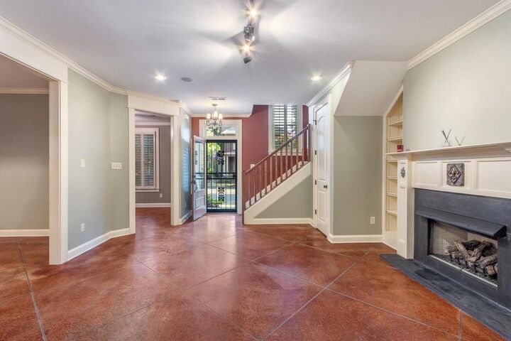 Property Photo: 1972 Elzey Ave TN 38104