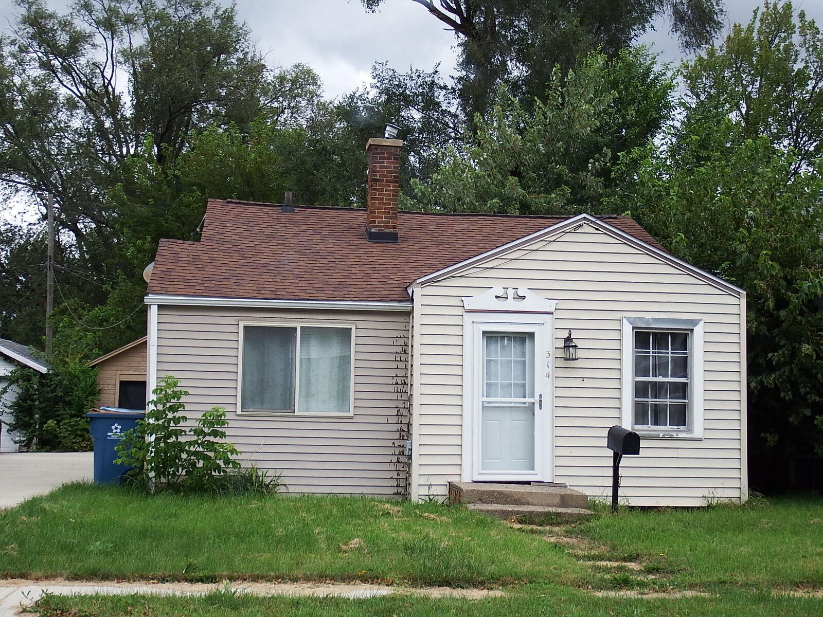 Property Photo: 314 Wentworth Avenue MI 49015