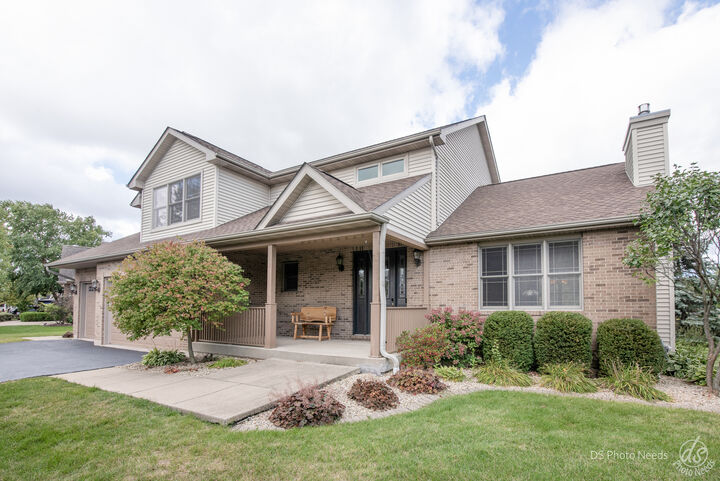 Property Photo: 3467 Roseman Lane IL 60115