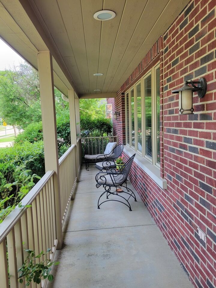 Property Photo:  860 Kenton Road  IL 60015 