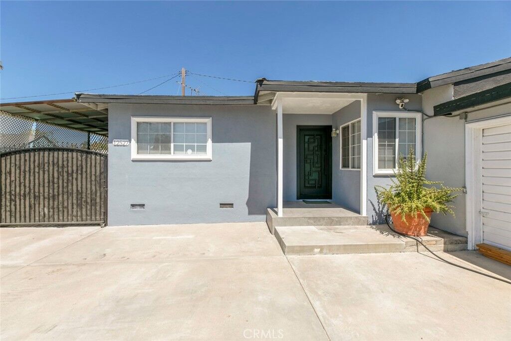 Property Photo:  12527 Stagg Street  CA 91605 
