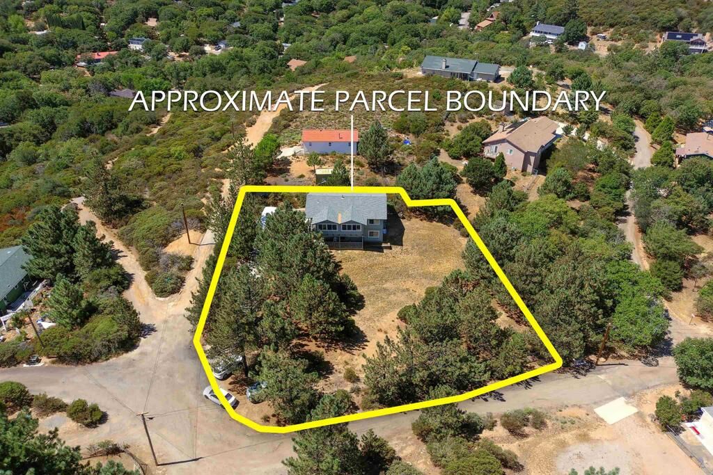 Property Photo:  3691 Circle Drive  CA 92036 