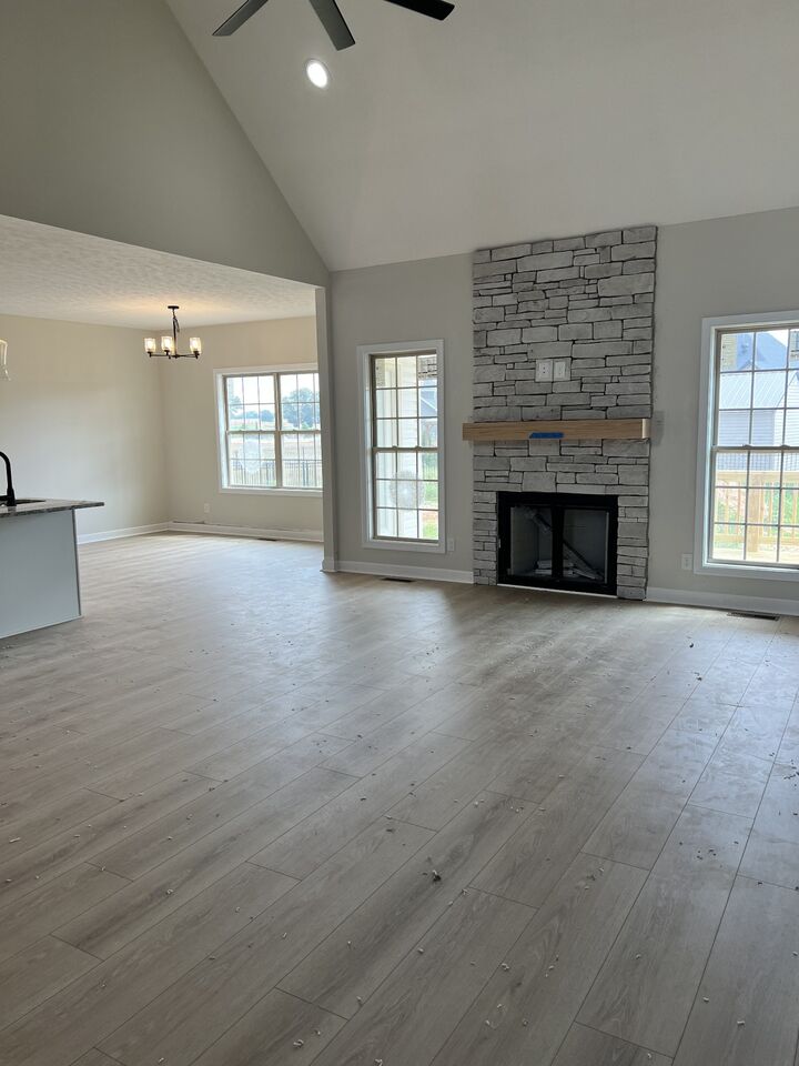 Property Photo: 571 Fieldview Way TN 37043