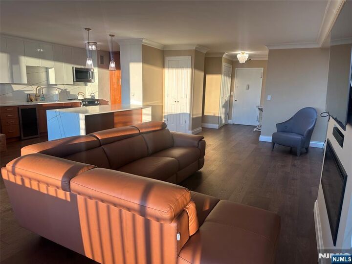 Property Photo: 1530 Palisade Avenue 24C NJ 07024