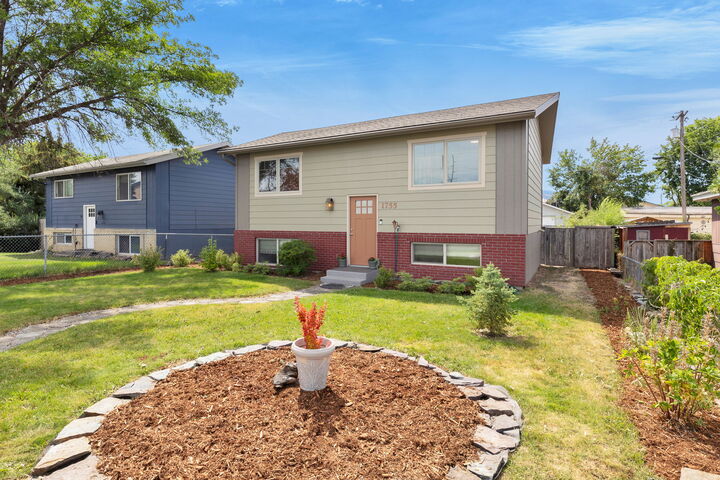 Property Photo: 1755 North Avenue W MT 59801